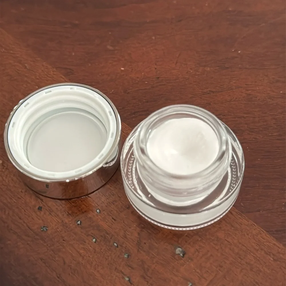 Snow Kyliner by Kylie Cosmetics NEW